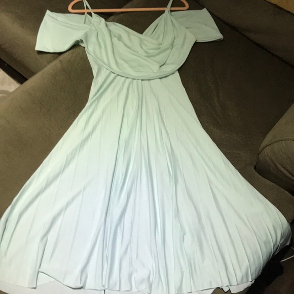 Midi pleated mint dress - Picture 5 of 7